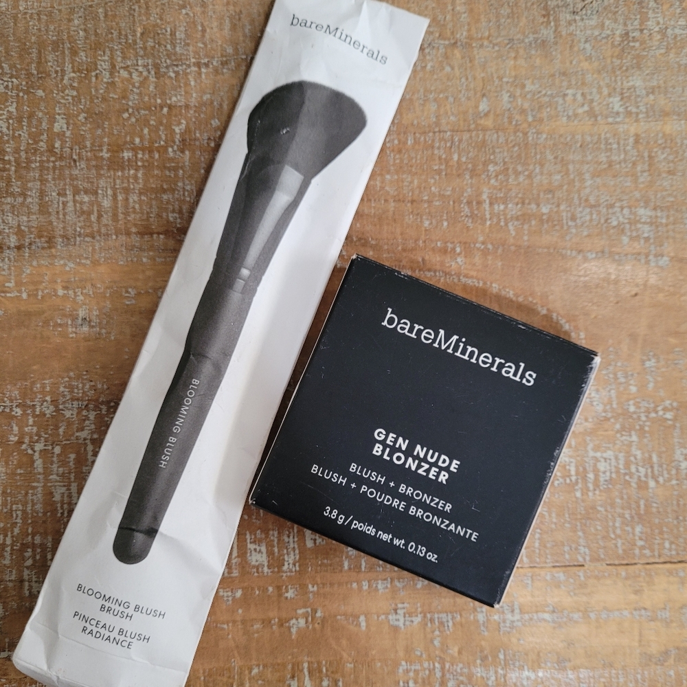 *NEW* Kiss of Spice Blonzer w/ Brush